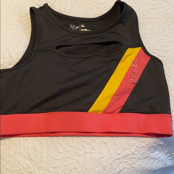 Sports bra - Picture 3 of 3